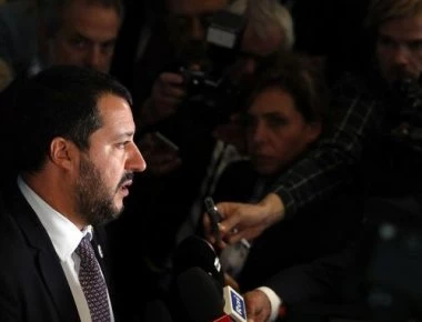 Με απόφαση Μ.Σαλβίνι εκδιώκονται οι παράνομοι μετανάστες από το χωριό Ριάτσε